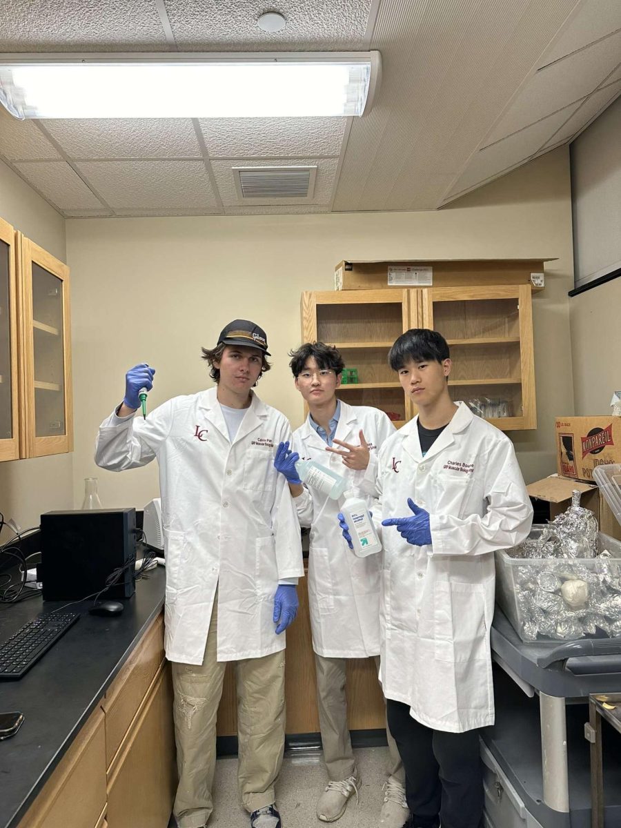 Eli Krasnoff, Will Chun, and Eric Zhou ‘25 working on their senior project.
